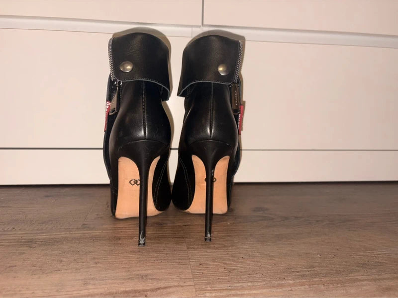 Dsquared2 Ankle Boots - 40