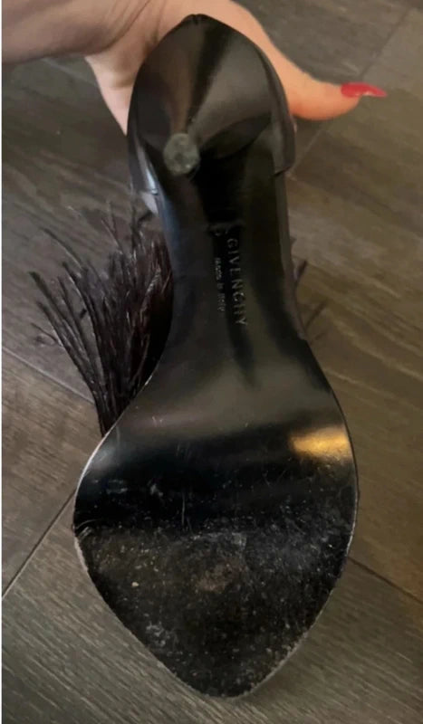 Givenchy 2009 Ostrich Feather Heels - 36/36.5