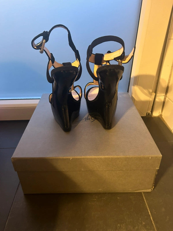 Giuseppe Zanotti T-strap Wedge Heel - 39