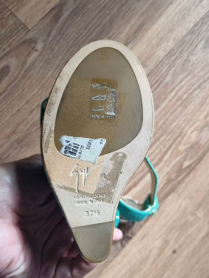 Giuseppe Zanotti T-strap Wedge Heel - 37.5