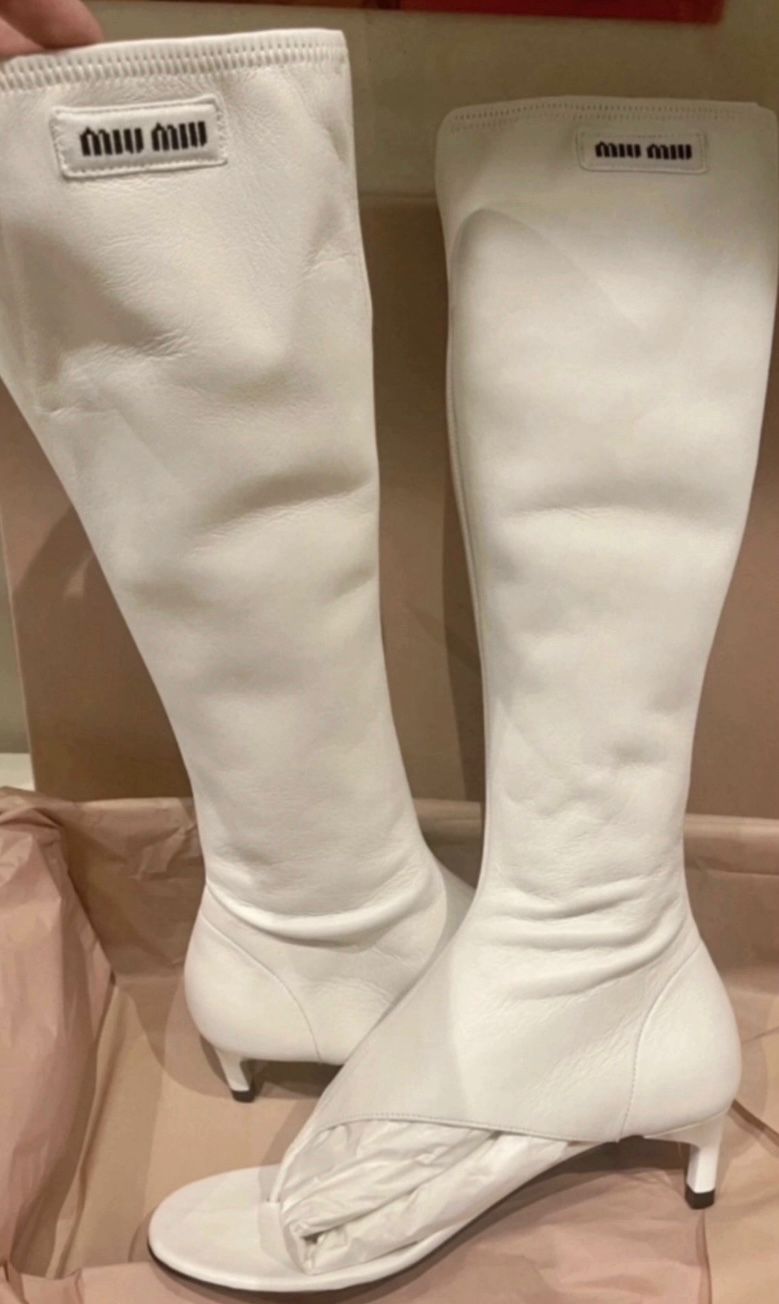 Miu Miu Thong Boots Brand New - 37