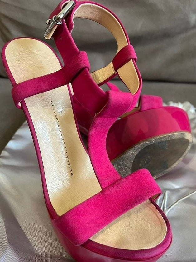 Giuseppe Zanotti T-strap Wedge Heel - 37