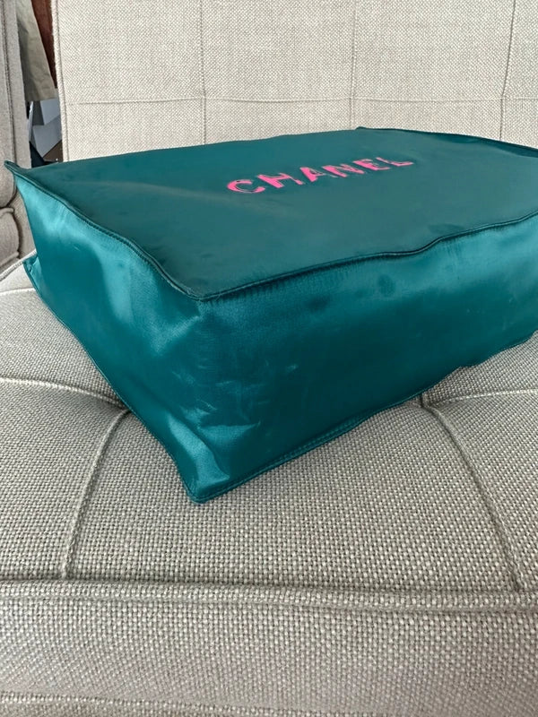 Chanel Tote Bag