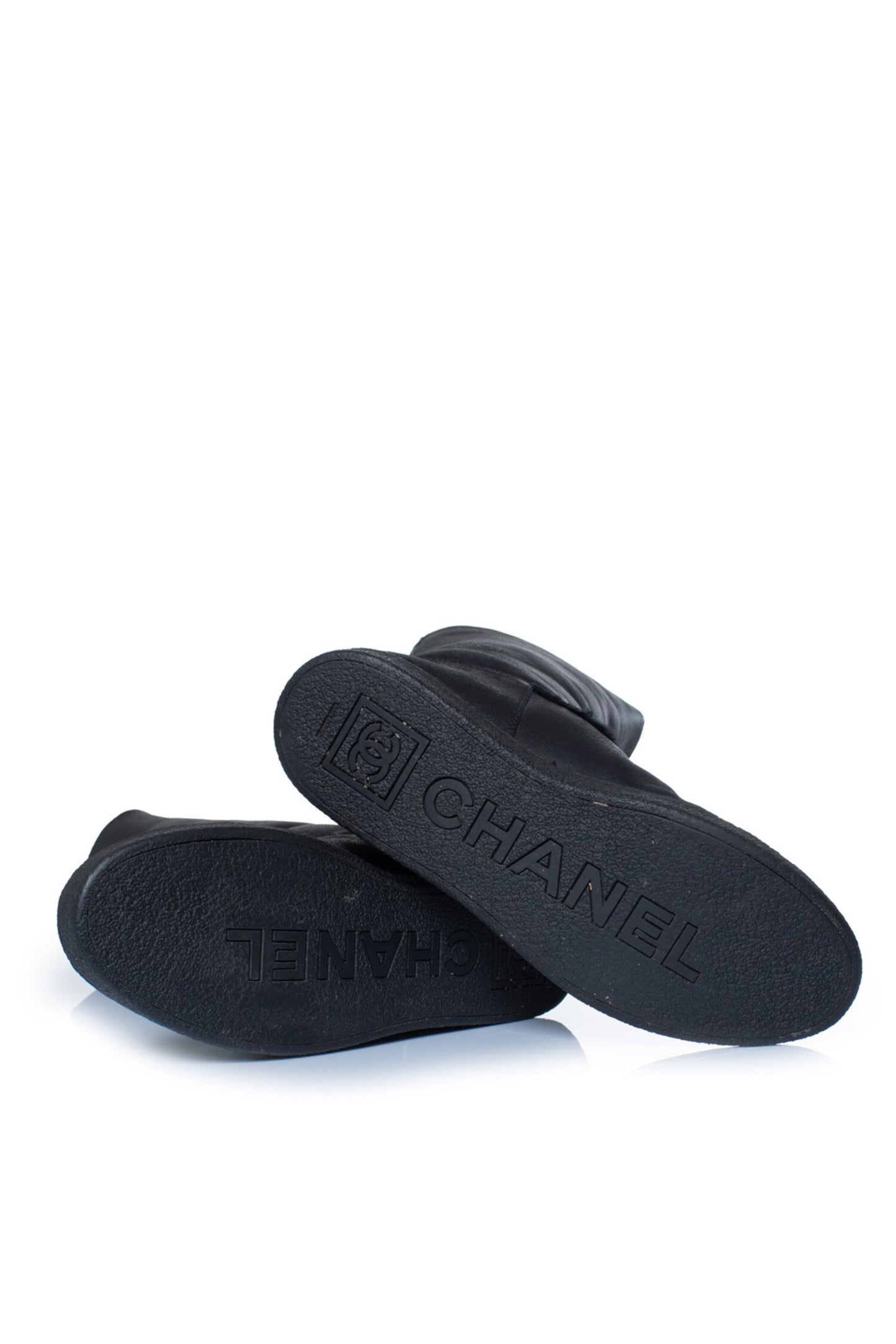 Chanel “Ugg” Shearling Boots Matte - 40