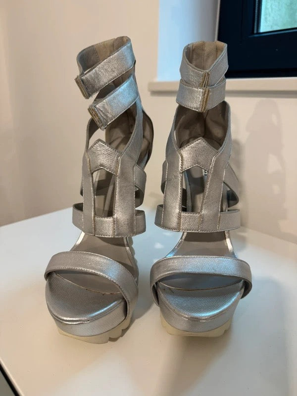 Camilla Skovgaard Asymmetric Wedge Heel - 39