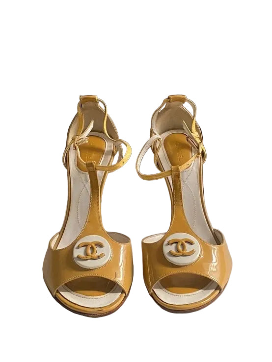 Chanel 2006 Sporty Heels - 39