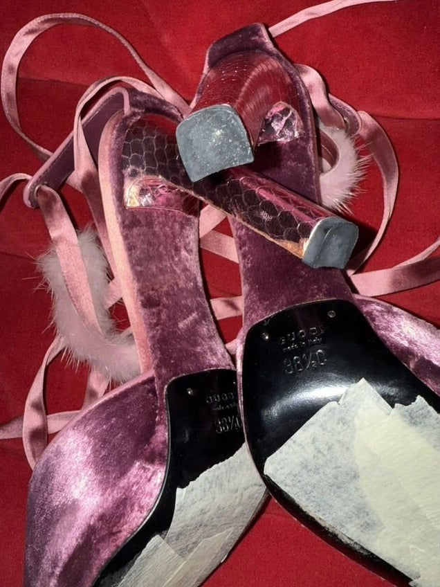 Gucci by Tom Ford Mink Fur Velvet Heels - 38/38.5