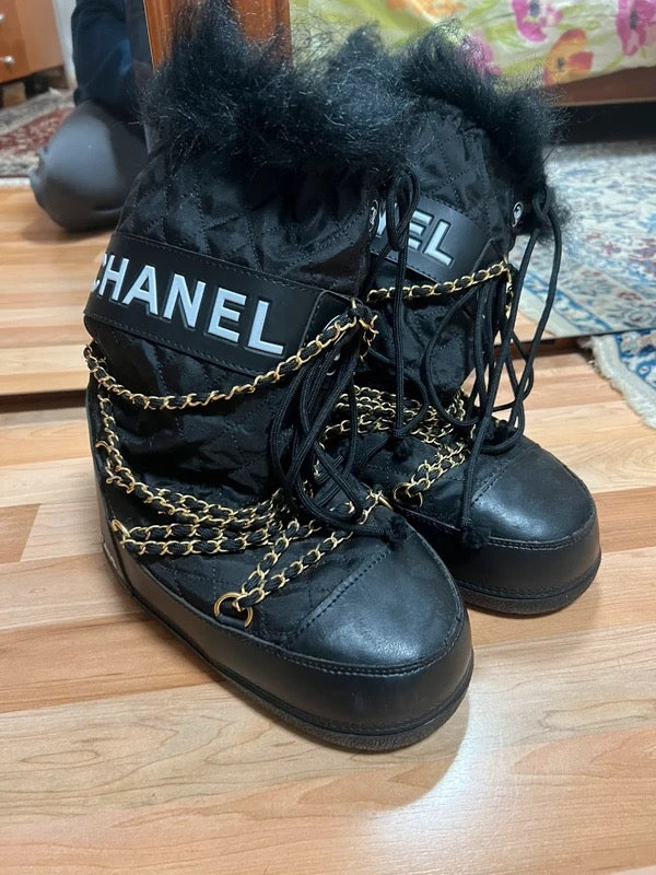 Chanel Apres Ski Moon Boots - 38/40