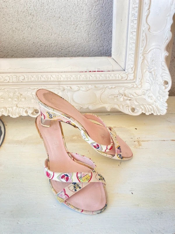 Chanel Ss 2002 Pink Heart Mules - 35.5
