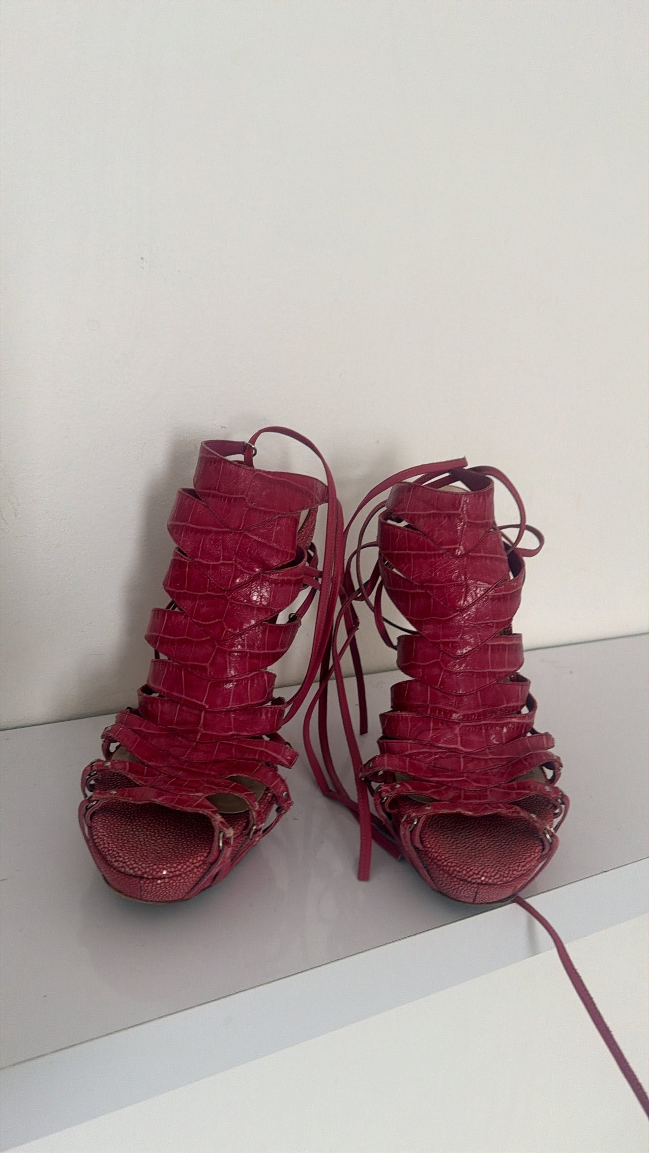 Dior 2009 Alligator Runway Heels in Pink - 39