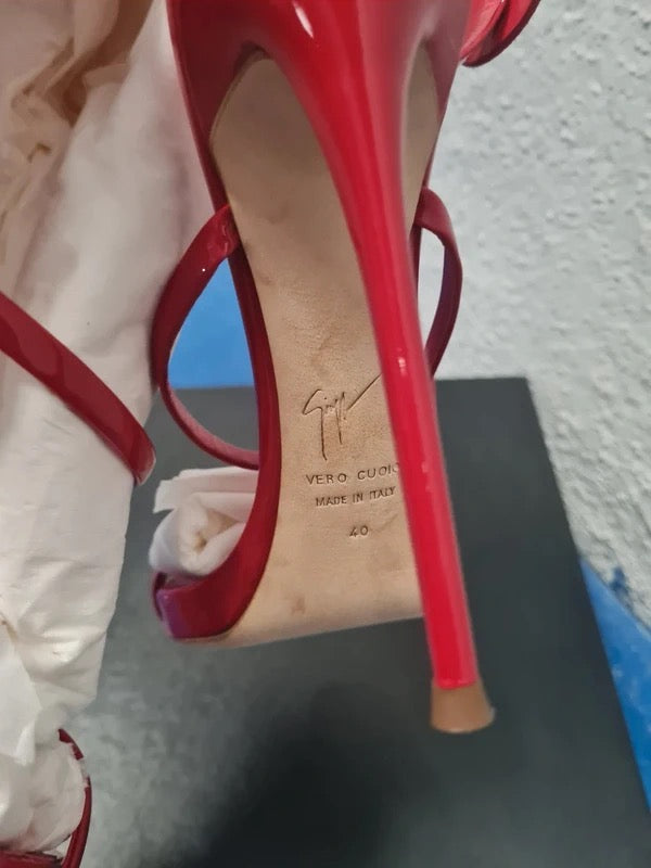 Giuseppe Zanotti Heart Heels - 40