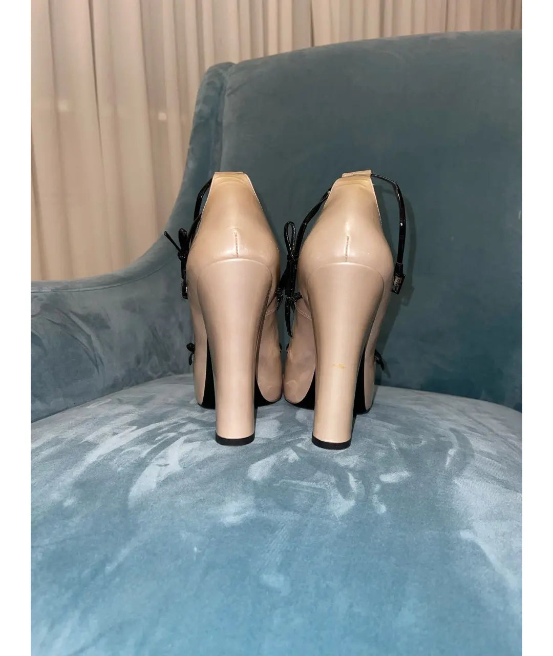Louis Vuitton Mary Fetish Pump Triple Bow - 39