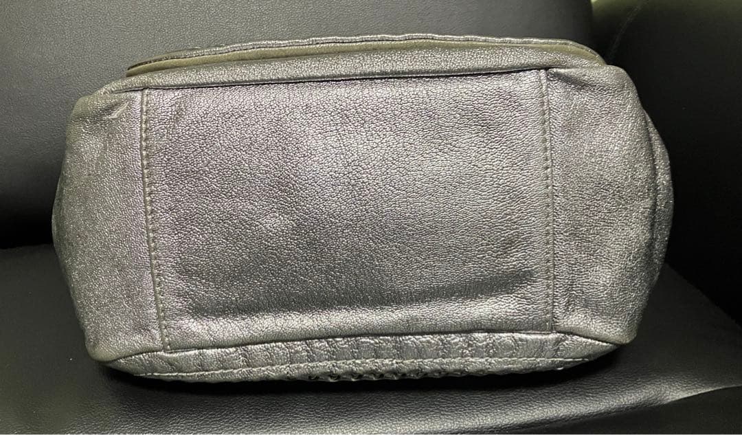 Chanel Shoulder bag 1