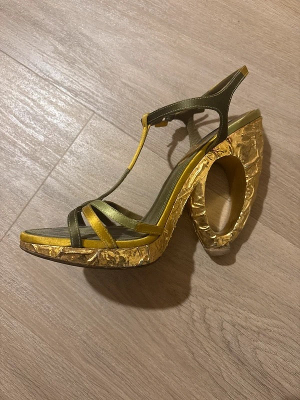 Louis Vuitton Gold Wedges - 38.5