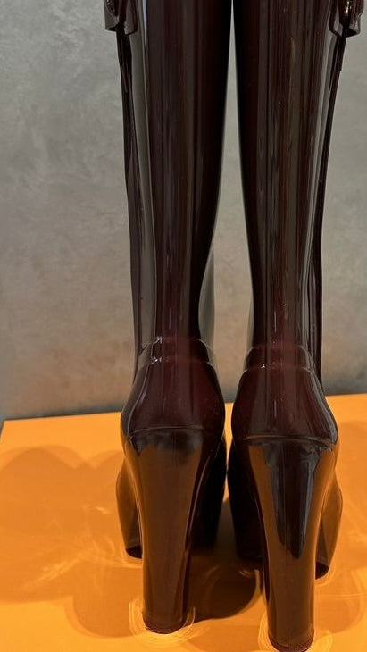 Louis Vuitton by Marc Jacobs Fetish Rubber Rain Boots Burgundy - 39