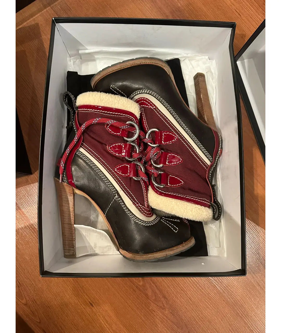 Dsquared2 Shearling Ankle Boots Green & Red - 38/38.5