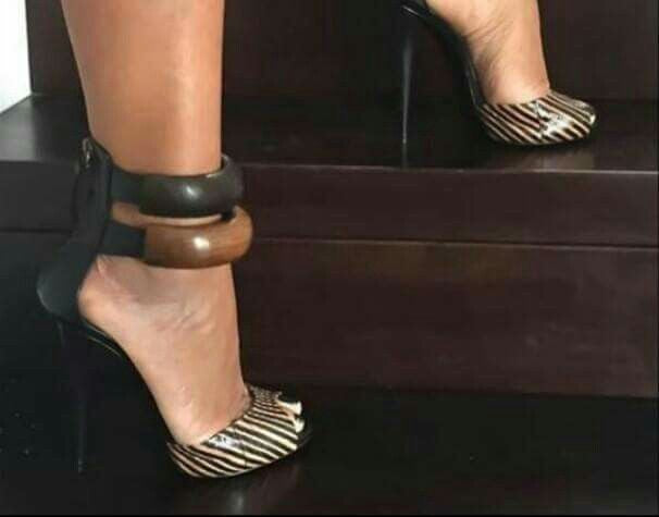 Giuseppe Zanotti Bangle Heel - 37.5