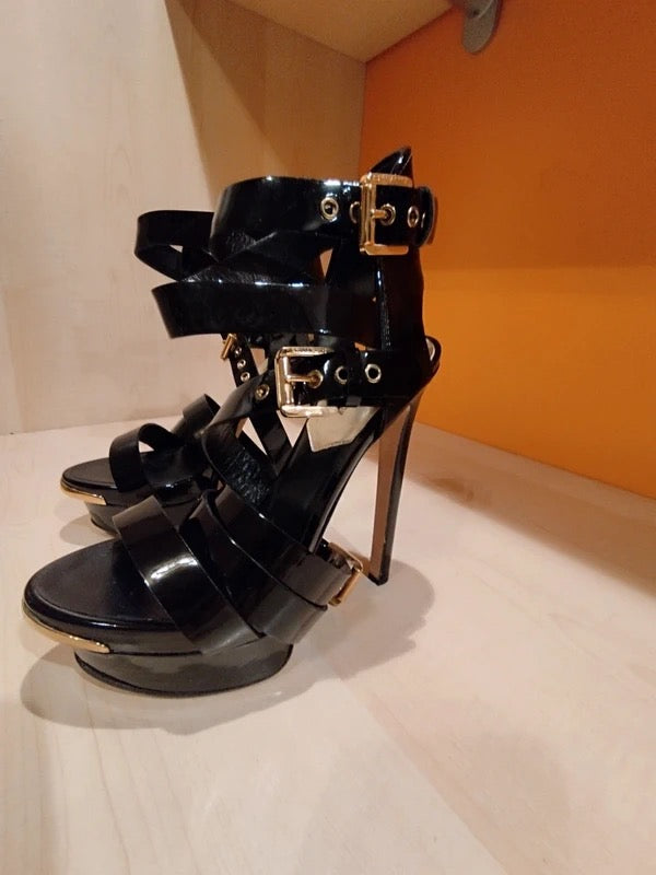 Dsquared2 Buckle Heels - 36