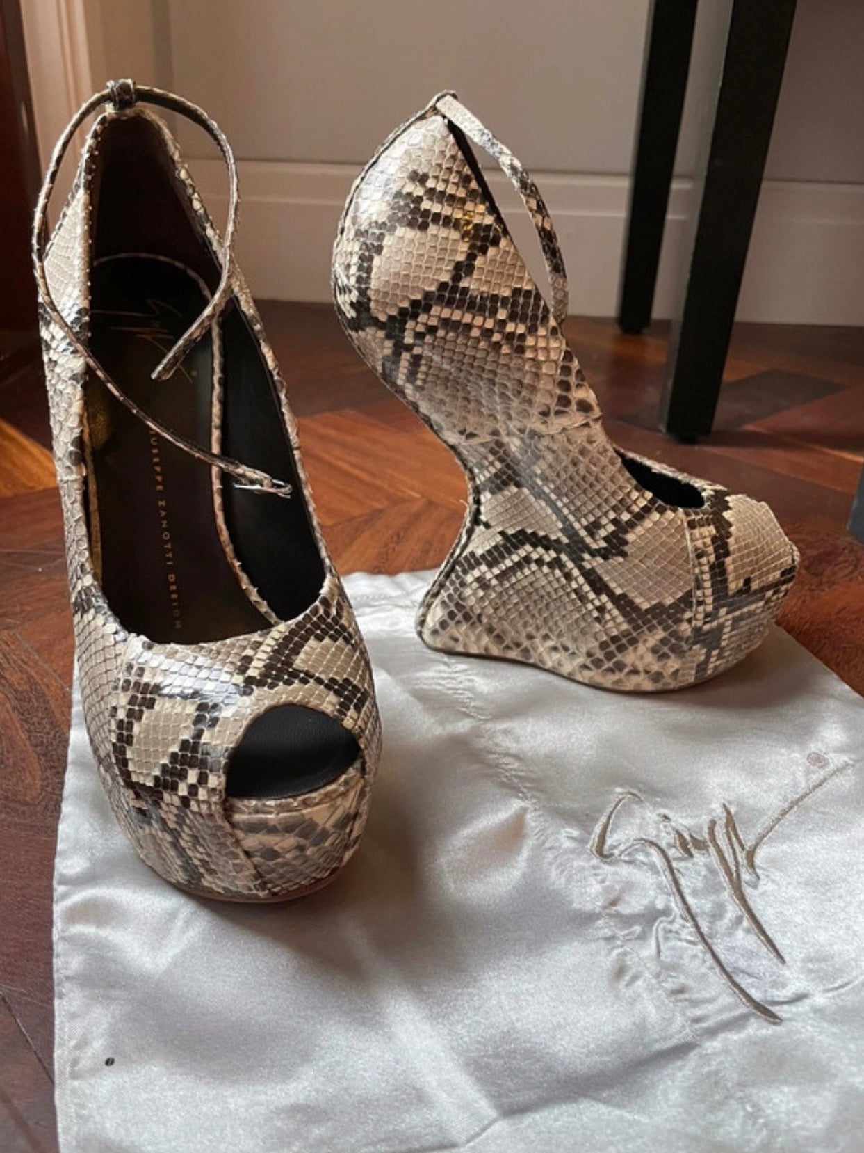 Giuseppe Zanotti Python Wedge Brand New - 38