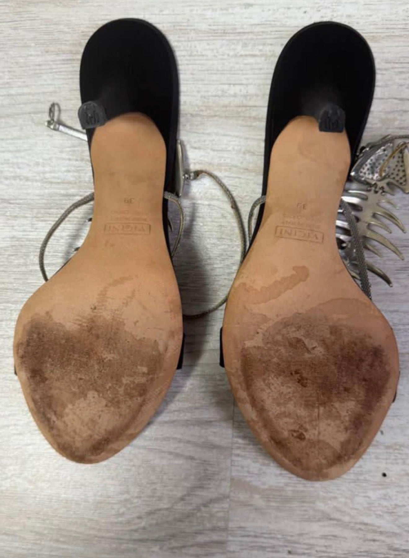 Giuseppe Zanotti Fishbone Heels - 39/39.5