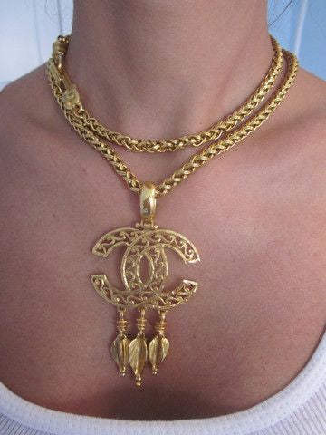 Chanel Vintage Dangle Necklace