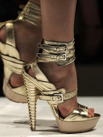 Ferragamo Runway Gladiator Heels in Pink - 37.5