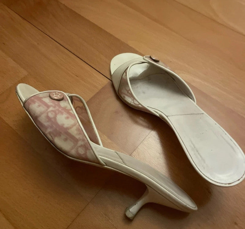 Dior Kitten Heel - 37.5