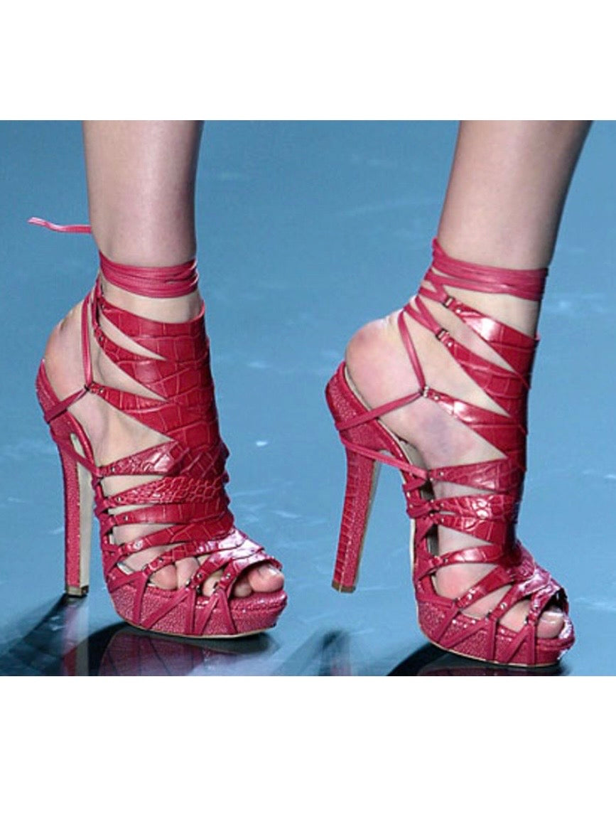Dior 2009 Alligator Runway Heels in Pink - 39