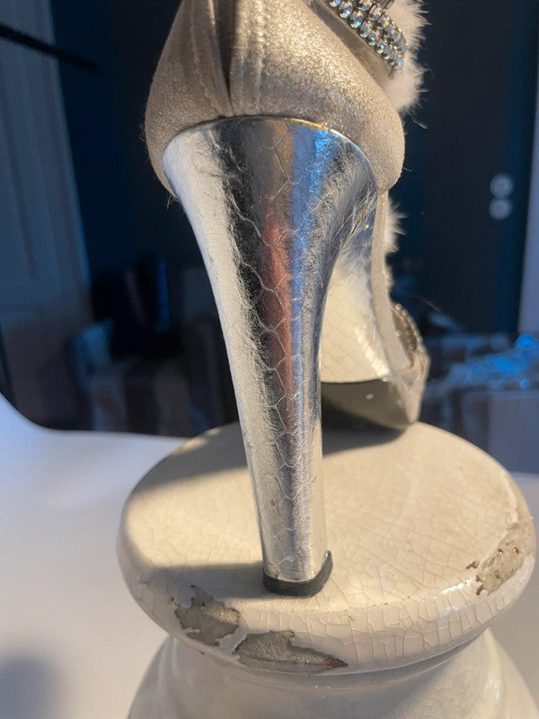 Gucci by Tom Ford Silver Snake White Mink Leather Crystal Platform Shoes - 38.5
