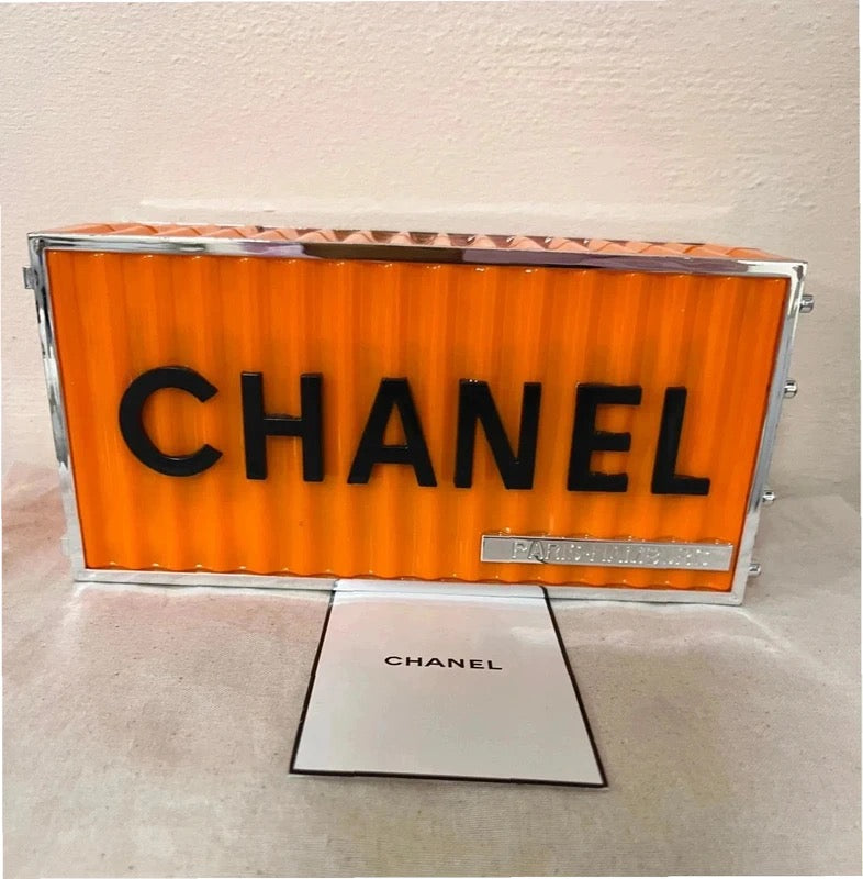 Chanel Clutch Paris-hamburg Lucite Shipping Container Collectors Bag