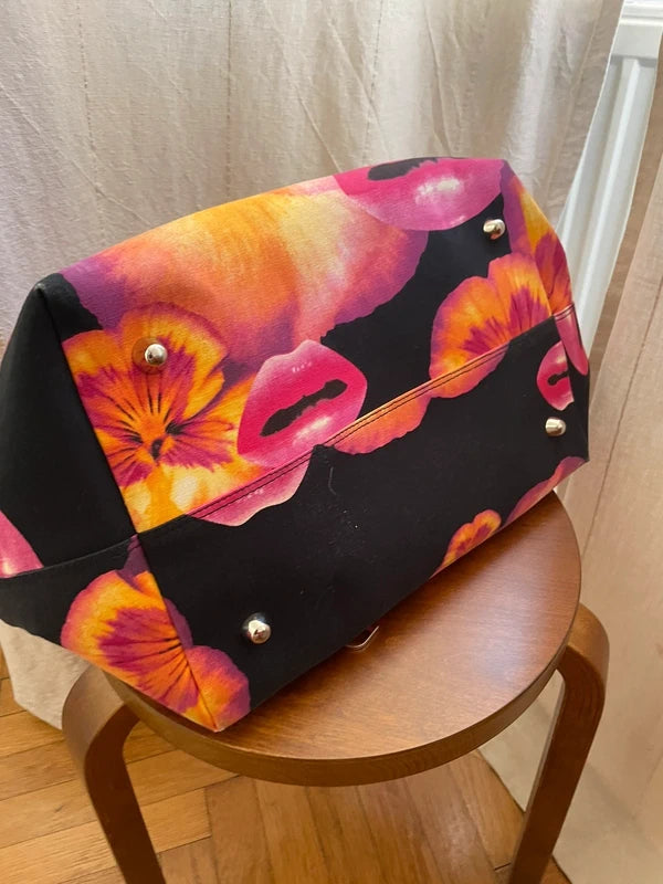 Dior Galliano 2006 Lips Tote Bag