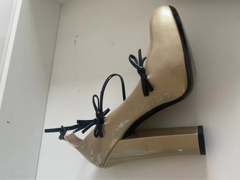 Louis Vuitton Mary Fetish Pump Triple Bow - 36