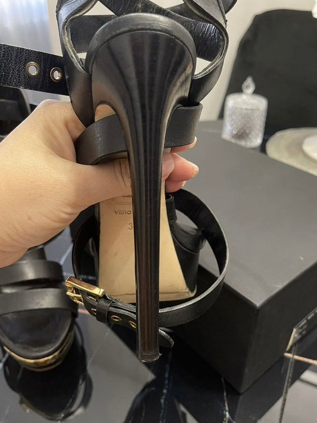 Dsquared2 Buckle Heel - 37