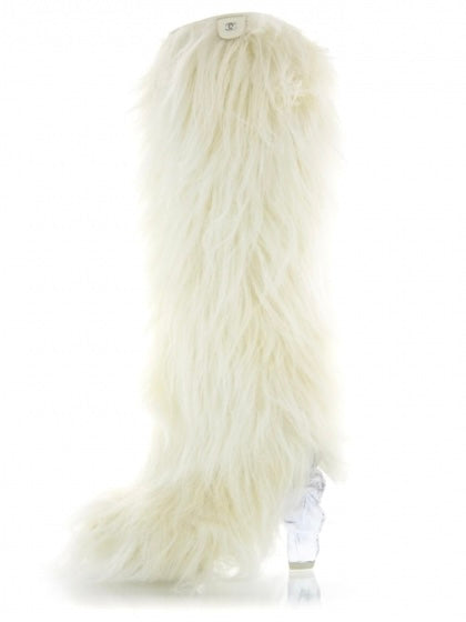 Chanel White Fur Yeti Boots - 39