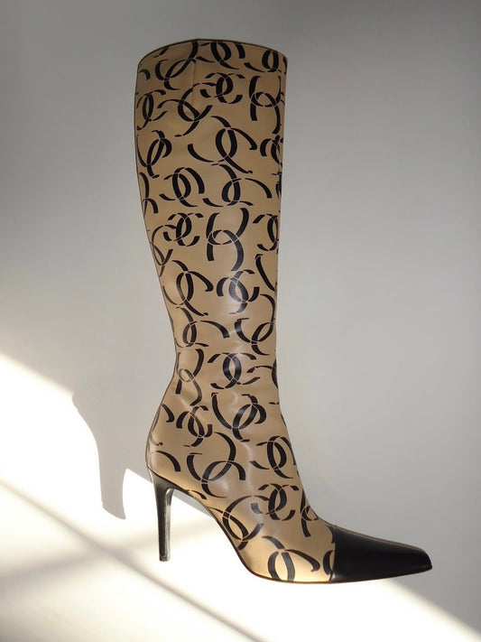 Chanel F/W 2000 Runway Boots - 40