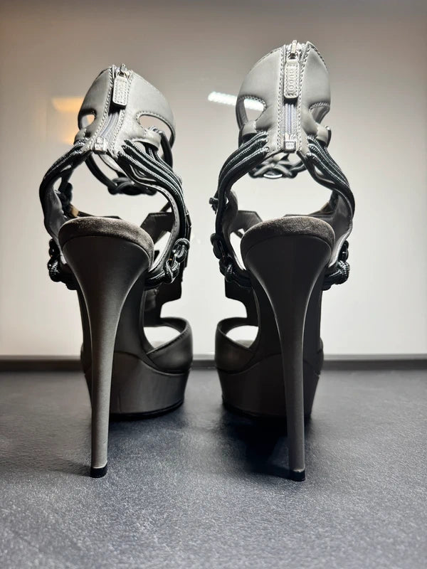 Gucci Sigrid Spring 2011 Platform Heels Grey  - 40