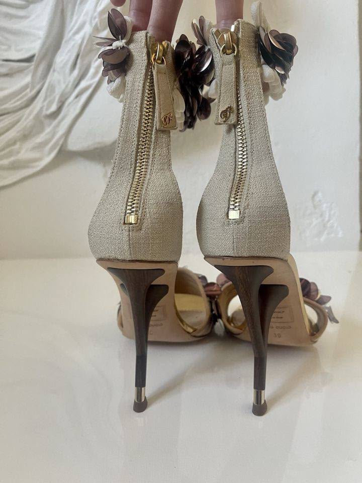 Dsquared2 Shell Heels Brand New - 39