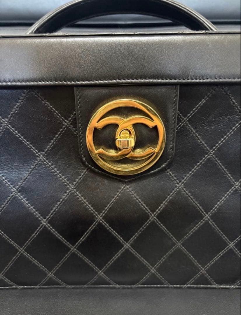 Chanel 1990s Quilted Vanity Box with Strap