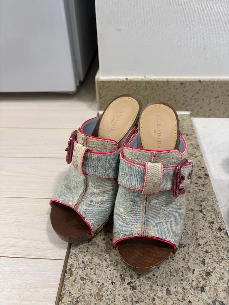Louis Vuitton Denim Heels - 36/36.5