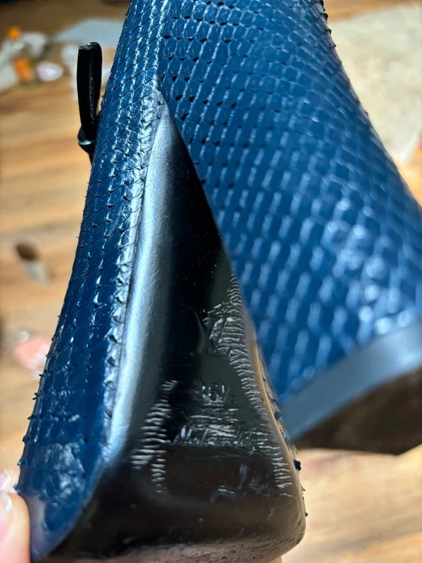 Louis Vuitton Mary Fetish Pump Croc Print  - 36.5