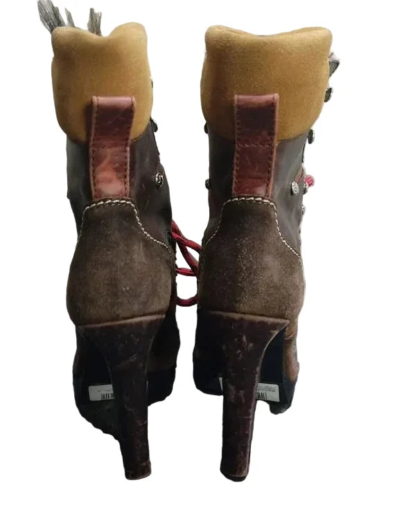 Dsquared2 Fur Boots with Heel - 39