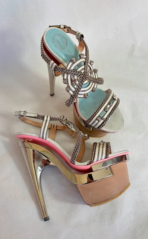 Versace 2010 Embellished Platform Pumps - 38