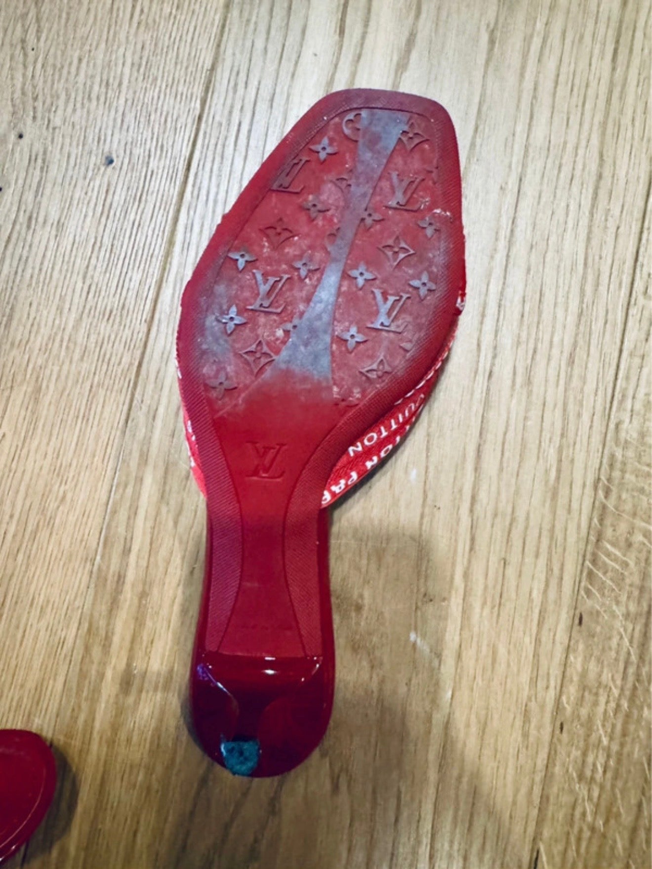 Louis Vuitton Mules - 37