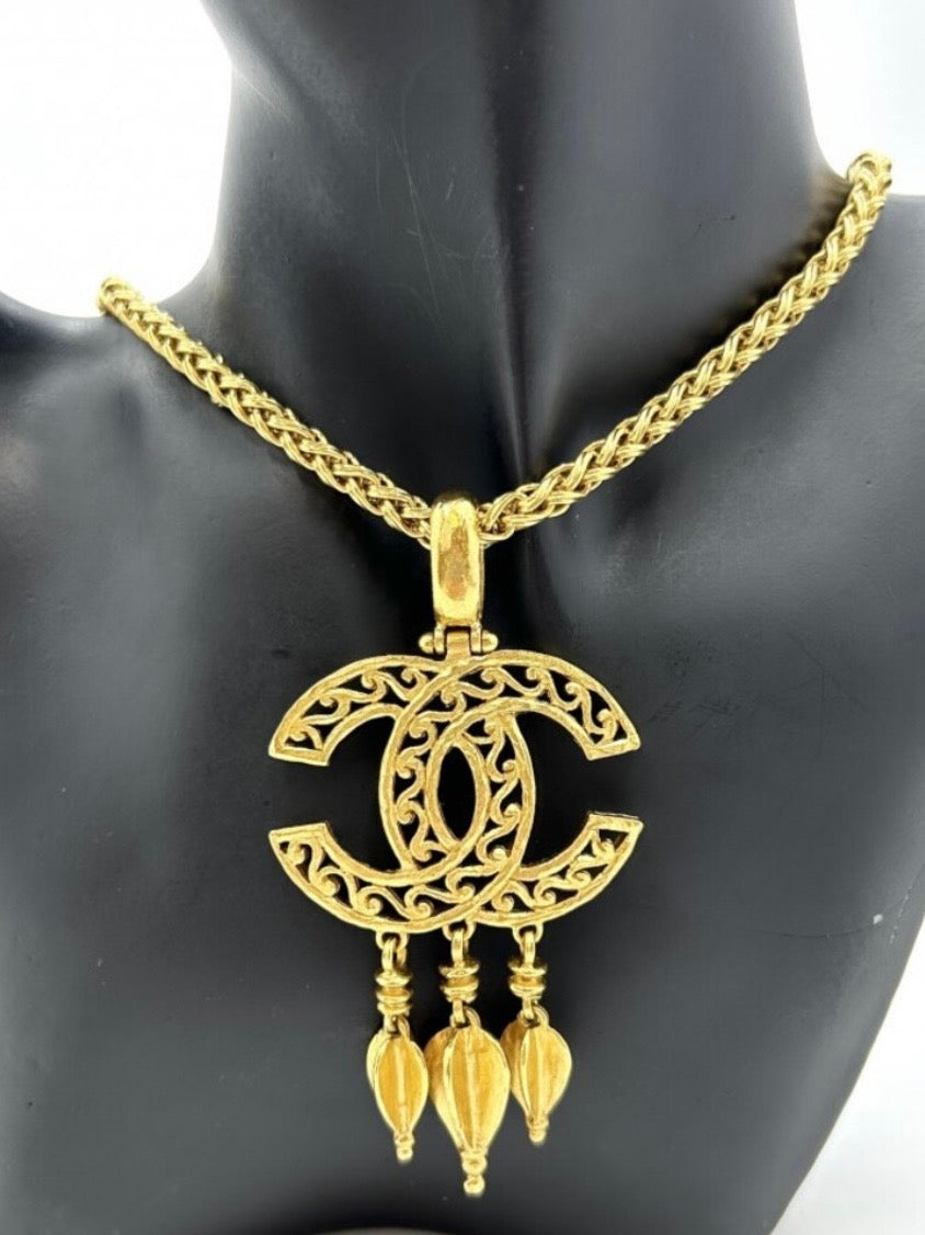 Chanel Vintage Dangle Necklace