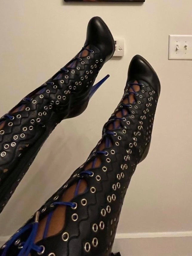 Versace Resort 2012 Lace Up Boots - 37
