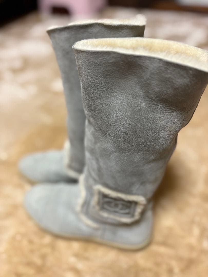 Chanel “Ugg” Shearling Boots - 36
