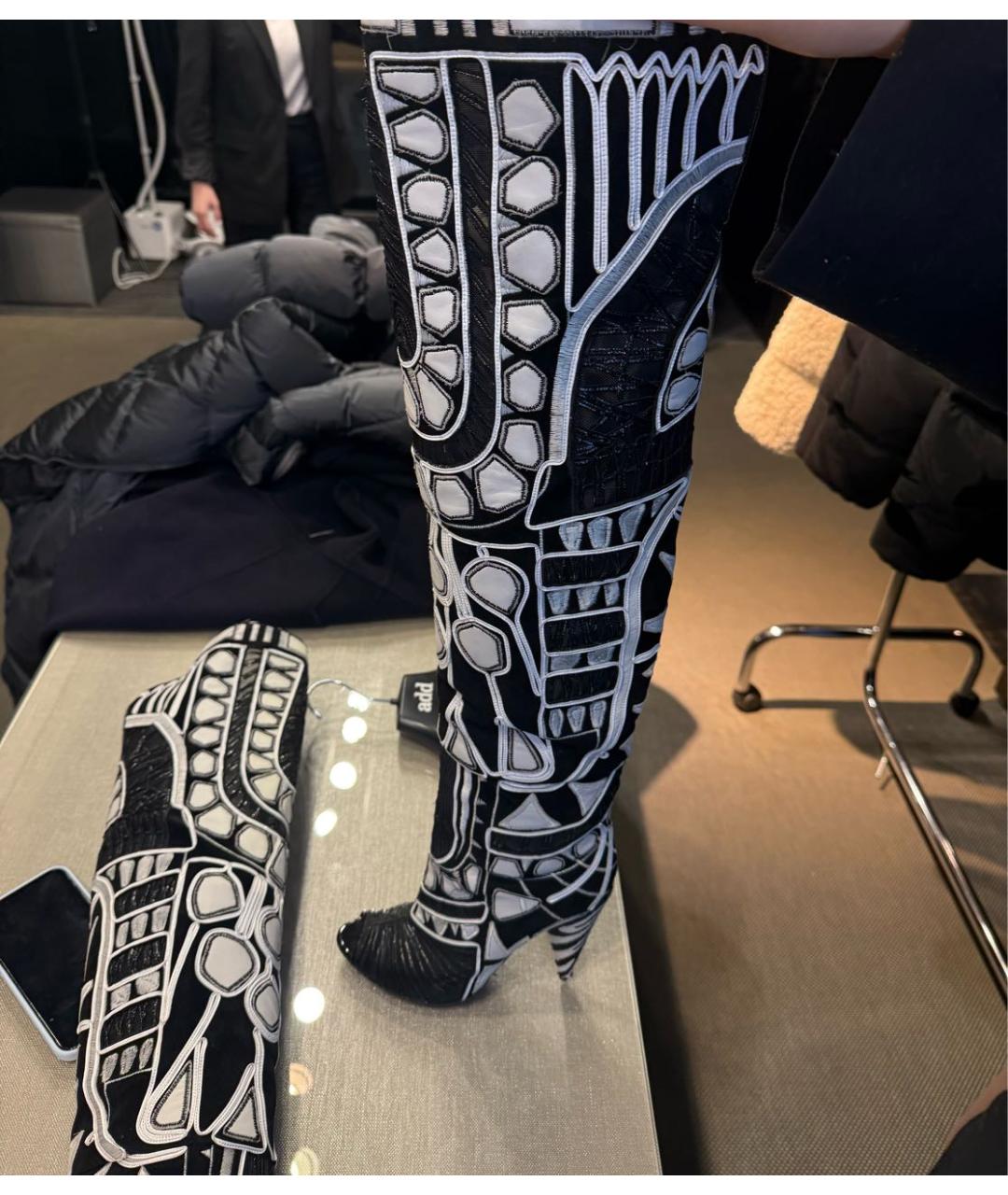 Tom Ford Geometric Runway Boots - 39