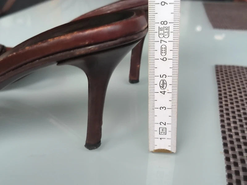 Gucci Wooden Thong Kitten Heels - 37.5