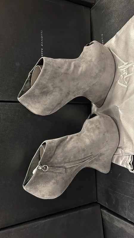 Giuseppe Zanotti Sued Wedge Boots Brand New - 39