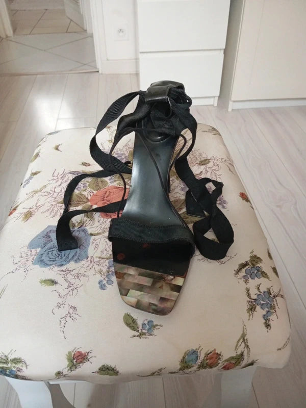 Gucci by Tom Ford Mother of Pearl Heel - 40